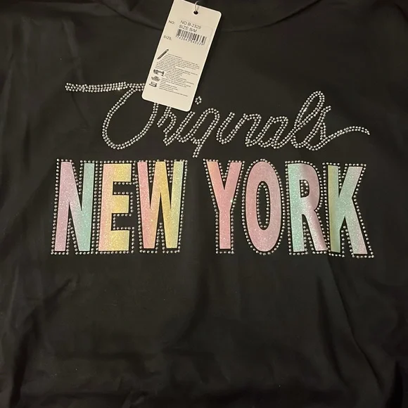 NWT Black Original New York Sweater - Picture 2 of 3